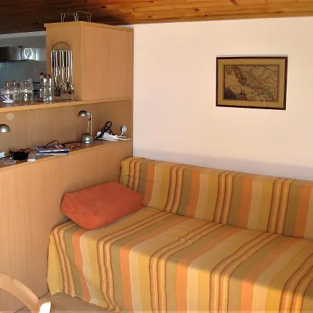 Janci, Apartment *